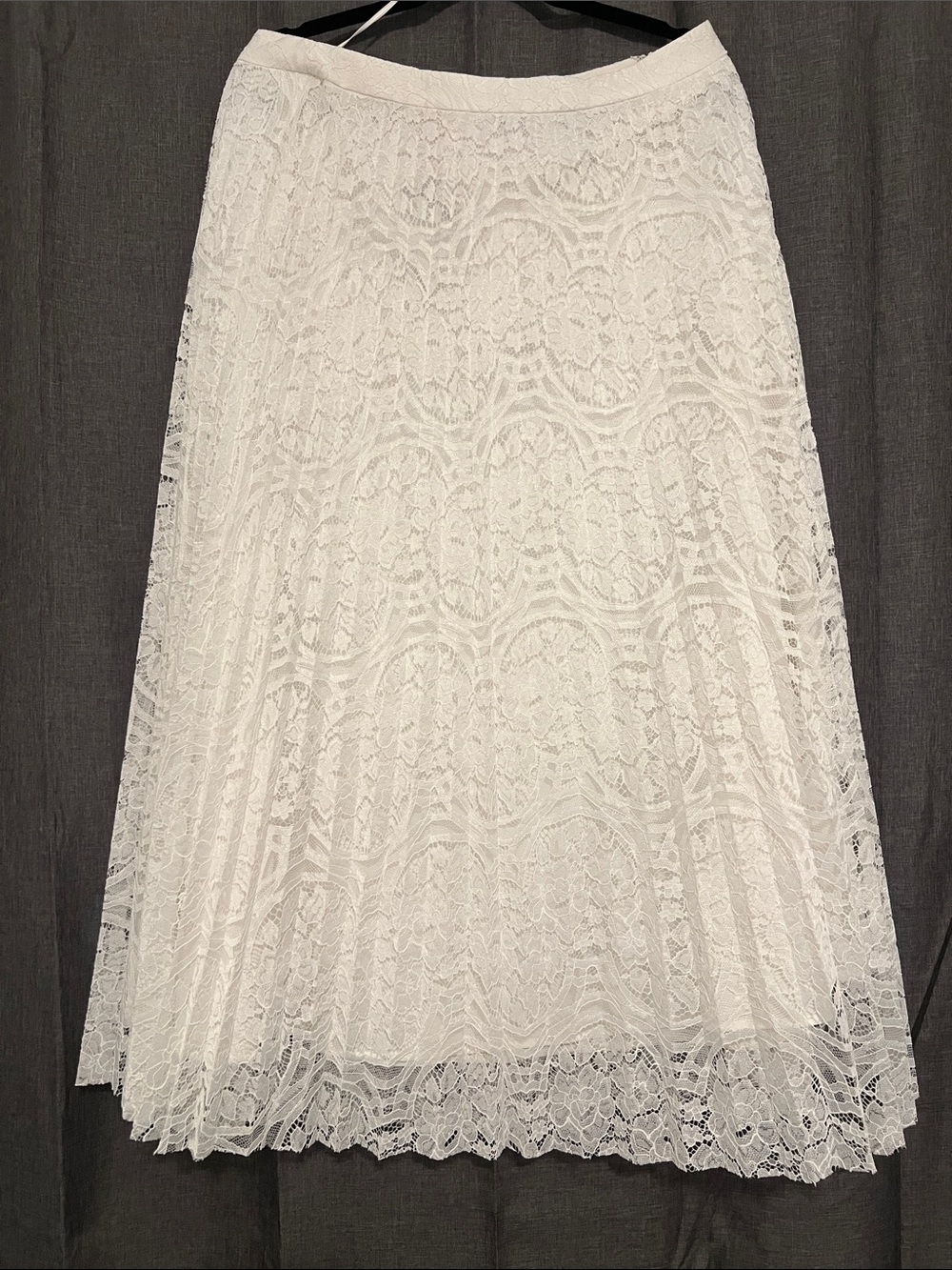 NWT Lace Skirt in White - Size L/XL - Waist 17"-Length 36"